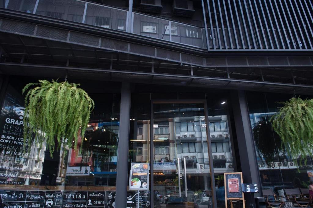 Sook Station Hostel Bangkok Luaran gambar