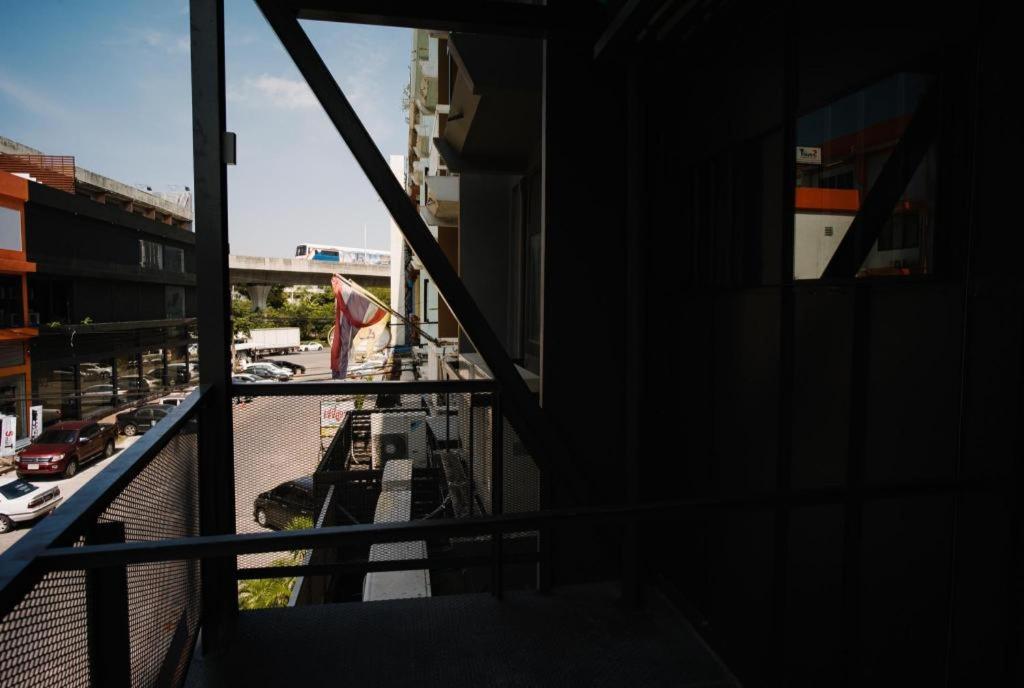 Sook Station Hostel Bangkok Luaran gambar