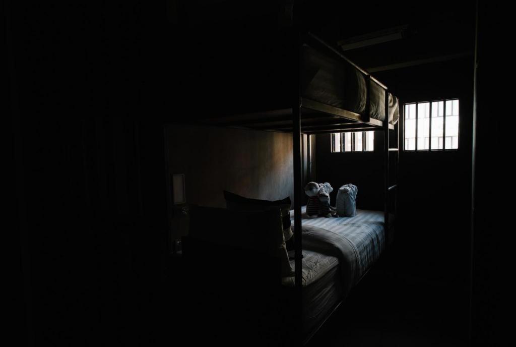 Sook Station Hostel Bangkok Luaran gambar