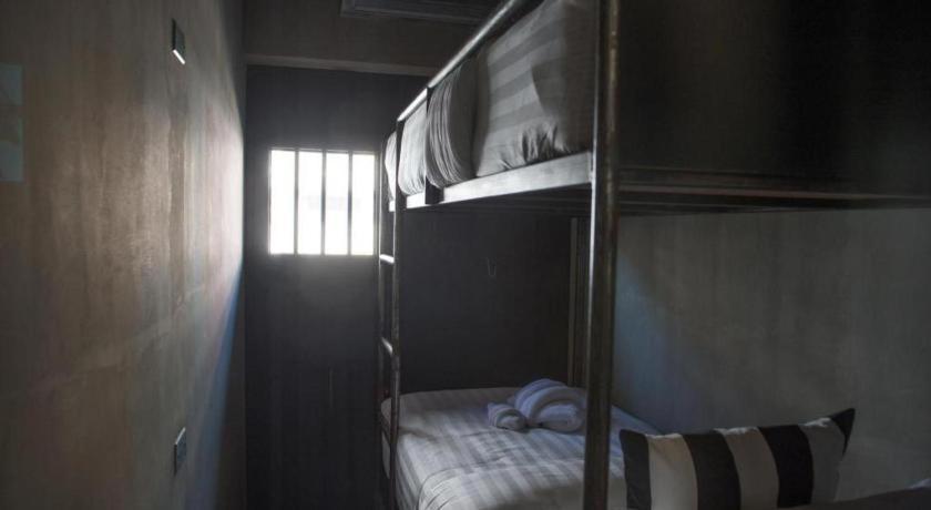 Sook Station Hostel Bangkok Luaran gambar